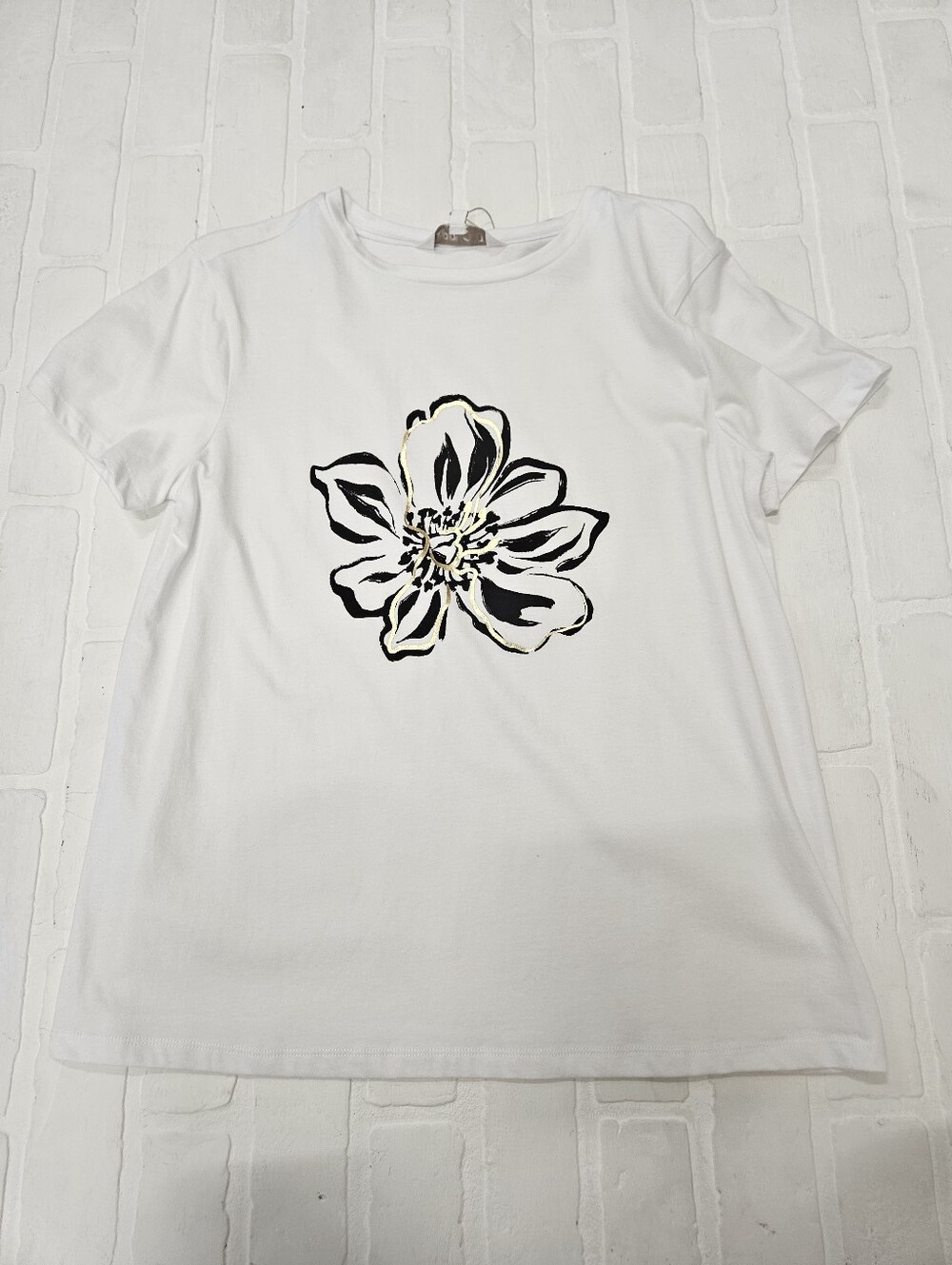 Tee With Black And Gold Flower Print